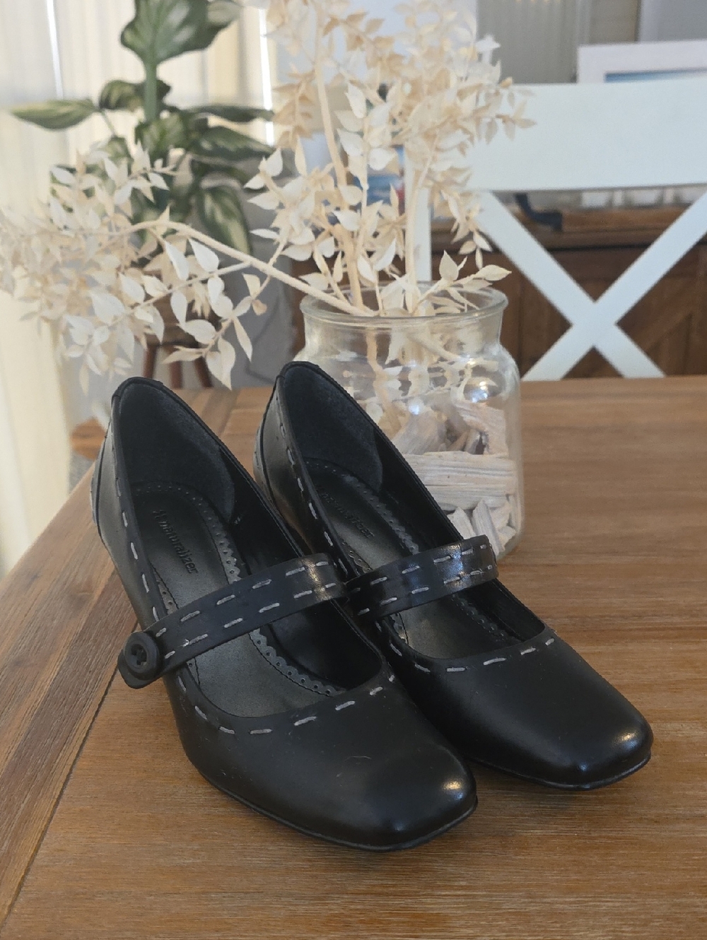 Naturalizer Black Mary Jane Heels with Contrast Stitching